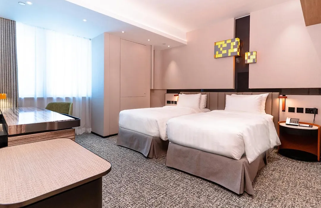 Nathan Hotel-1